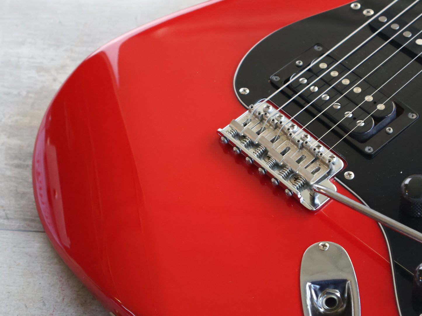 1985 Squier Japan Contemporary Series HSS Stratocaster (Torino Red)