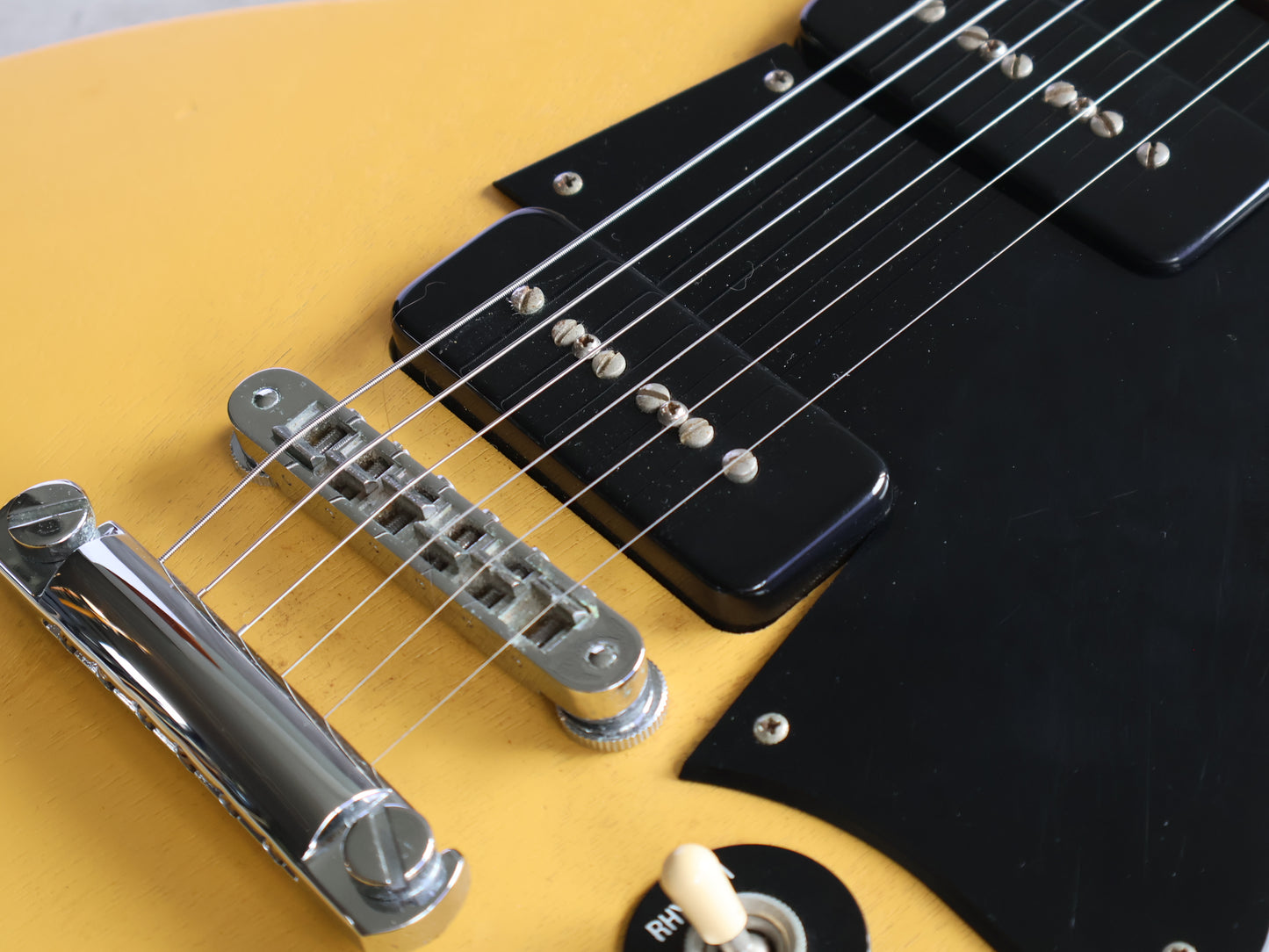 2005 Gibson USA Les Paul Special DC Double Cutaway (Faded TV Yellow)