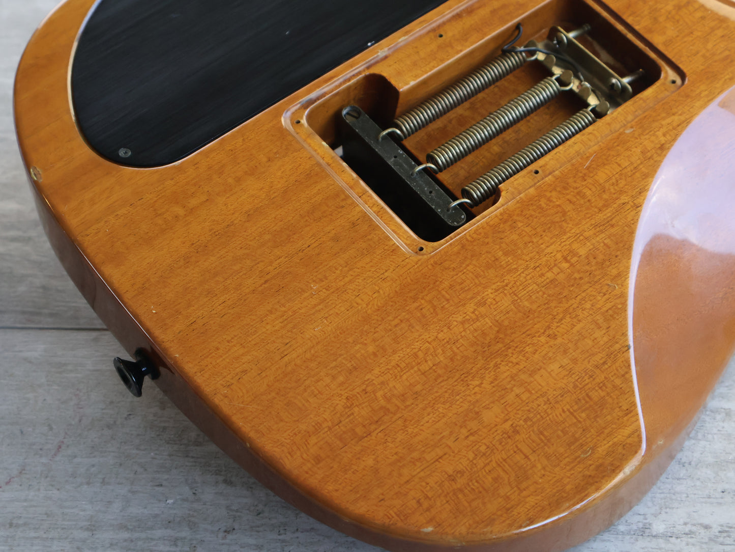 1993 Jackson Japan Super Dinky Standard (Natural Mahogany)