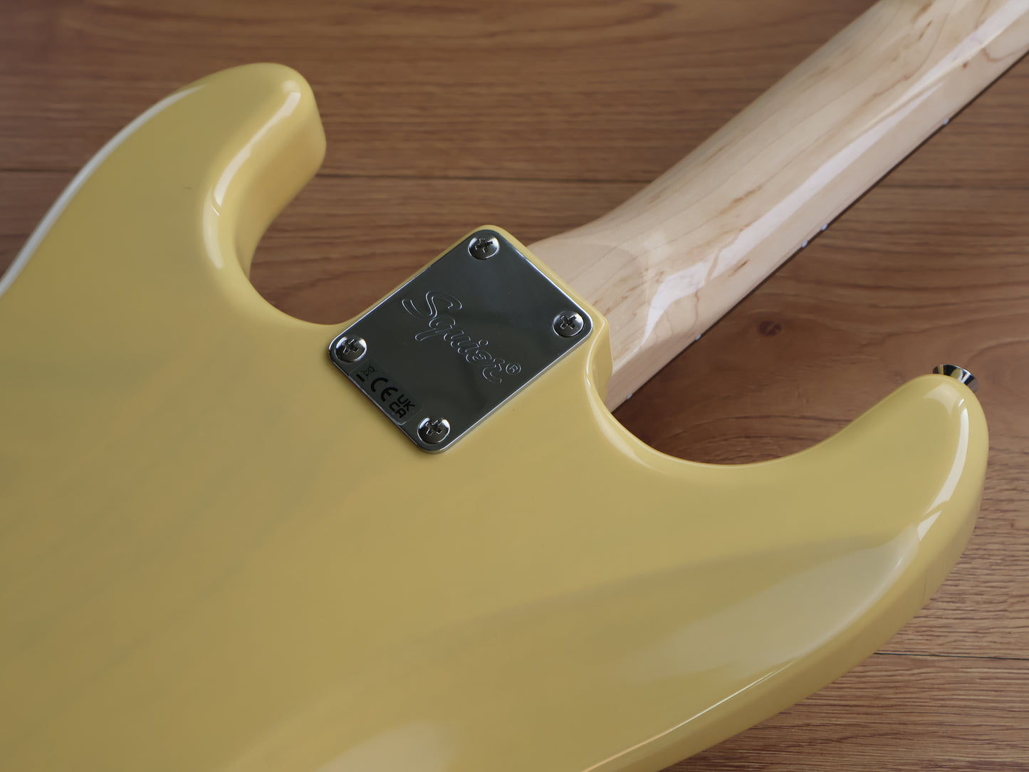 Squier Paranormal Strat-O-Sonic Black Pickguard (Vintage Blonde)