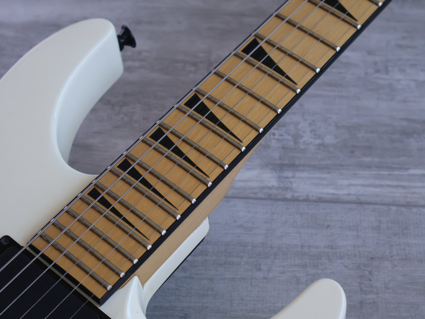 2000's Jackson Japan DK2M Pro Series Dinky w/EMG's (Snow White)