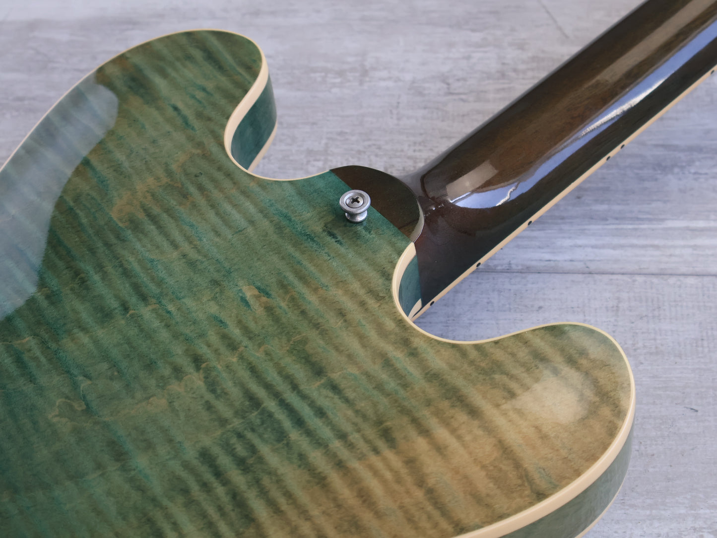 2016 Gibson USA Memphis ES-335 Semi Hollowbody (Figured Turquoise)