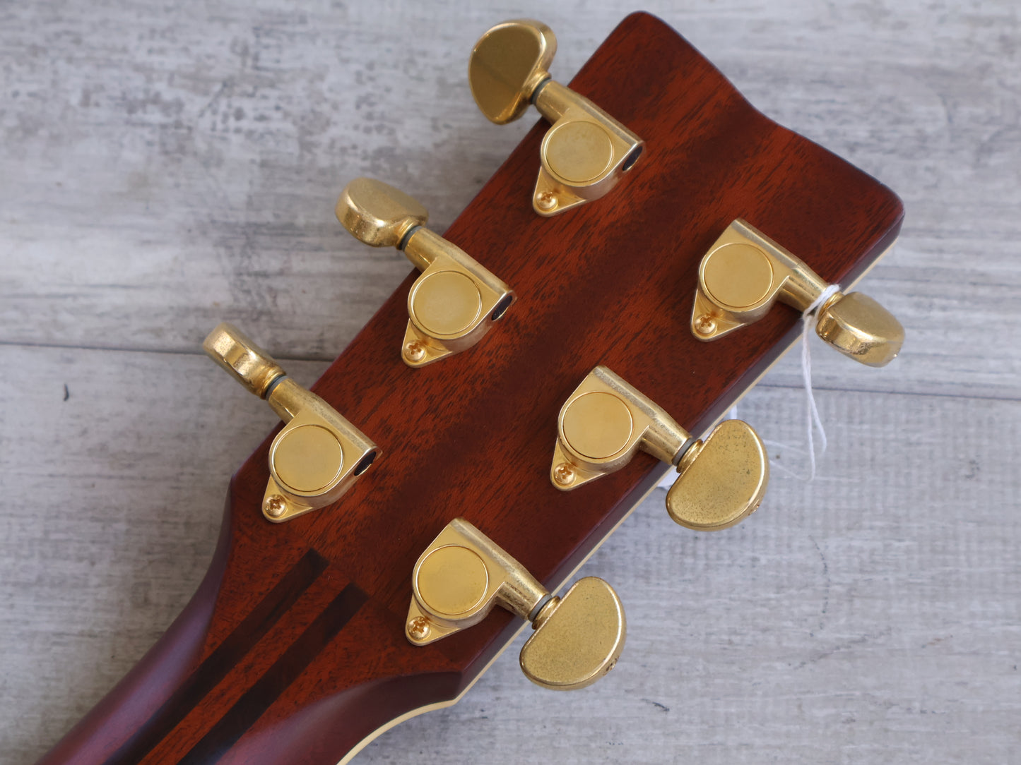 Yamaha LL6 ARE Solid Top Dreadnought Acoustic w/Pickup (Brown Sunburst)