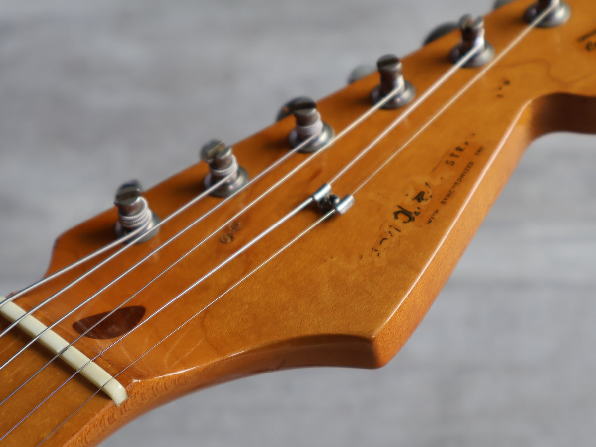 1992 Fender USA American Vintage '57 Stratocaster (Sunburst)