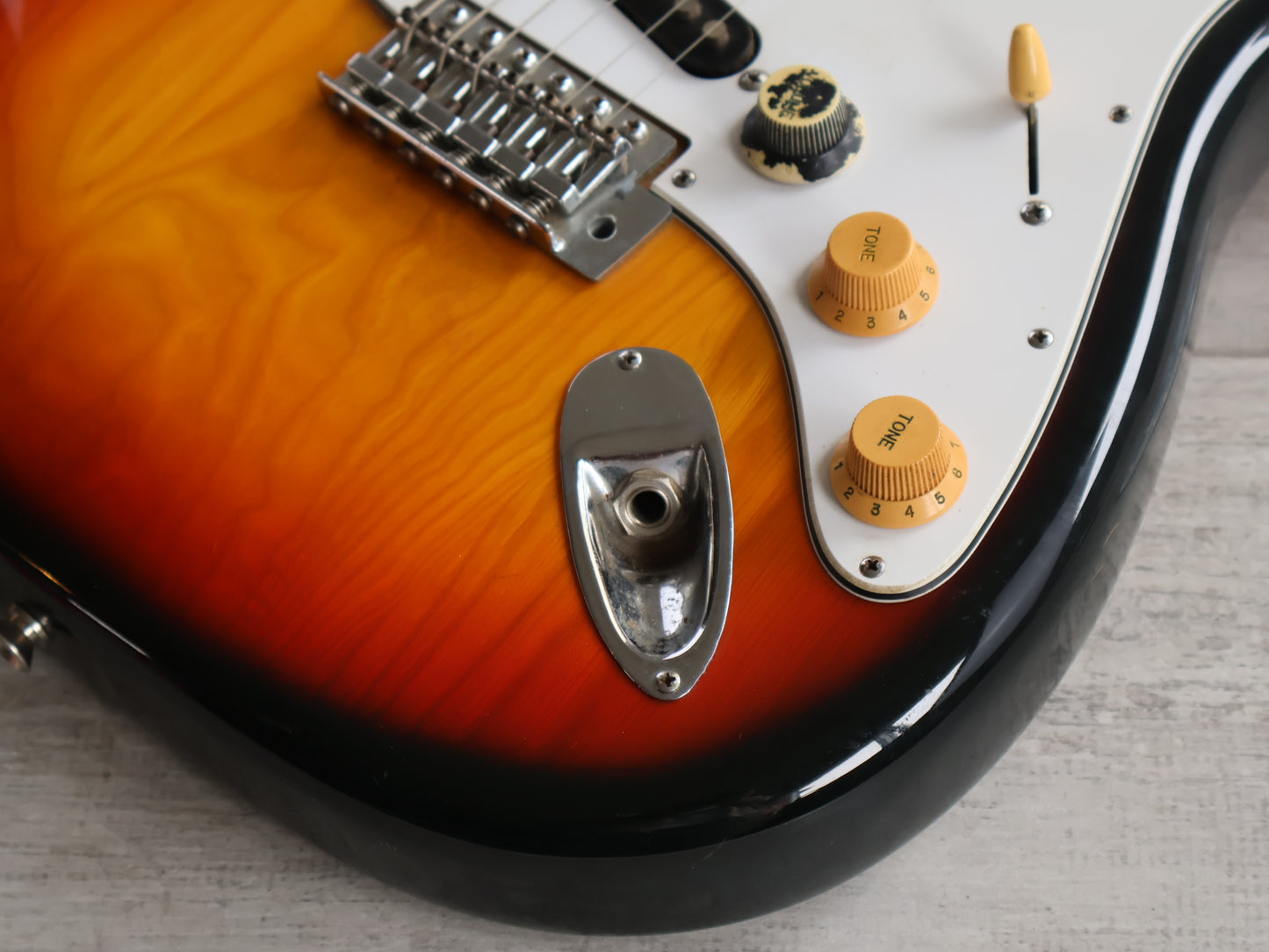 1979 Yamaha Japan SR500 "Super Rock'n Roller" Stratocaster (Sunburst)