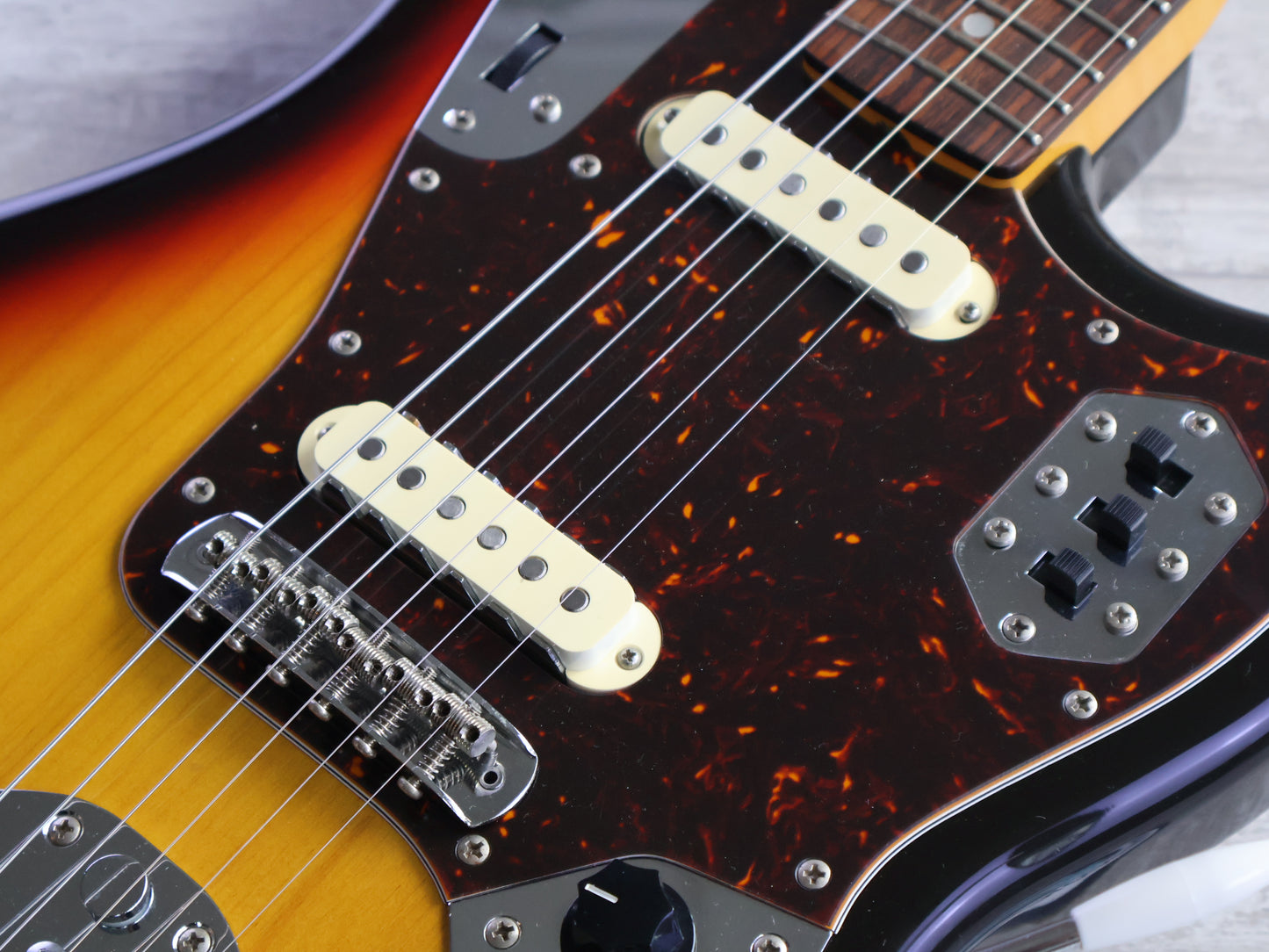 2006 Fender Japan JG66-93 '66 Reissue Jaguar (Sunburst)