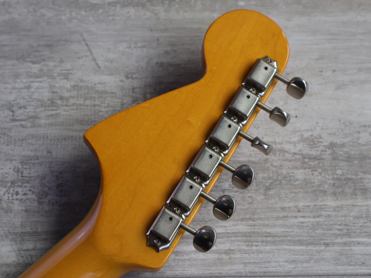 2006 Fender Japan JG66-93 '66 Reissue Jaguar (Sunburst)