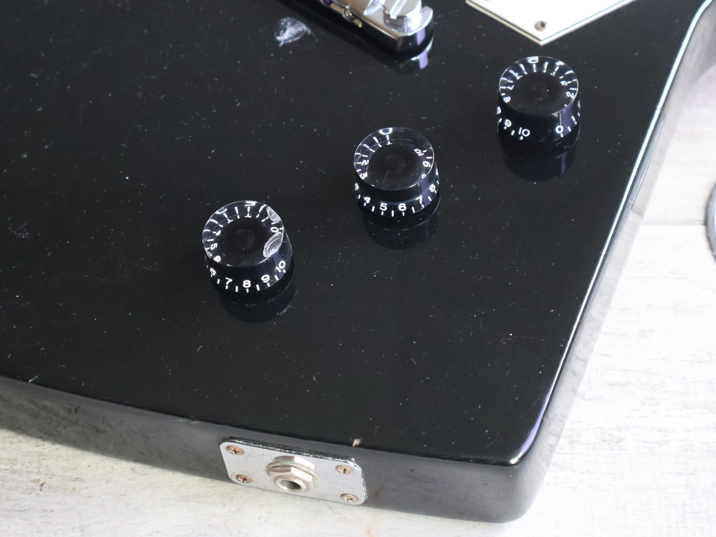 2002 Gibson USA '76 Reissue Explorer (Black)