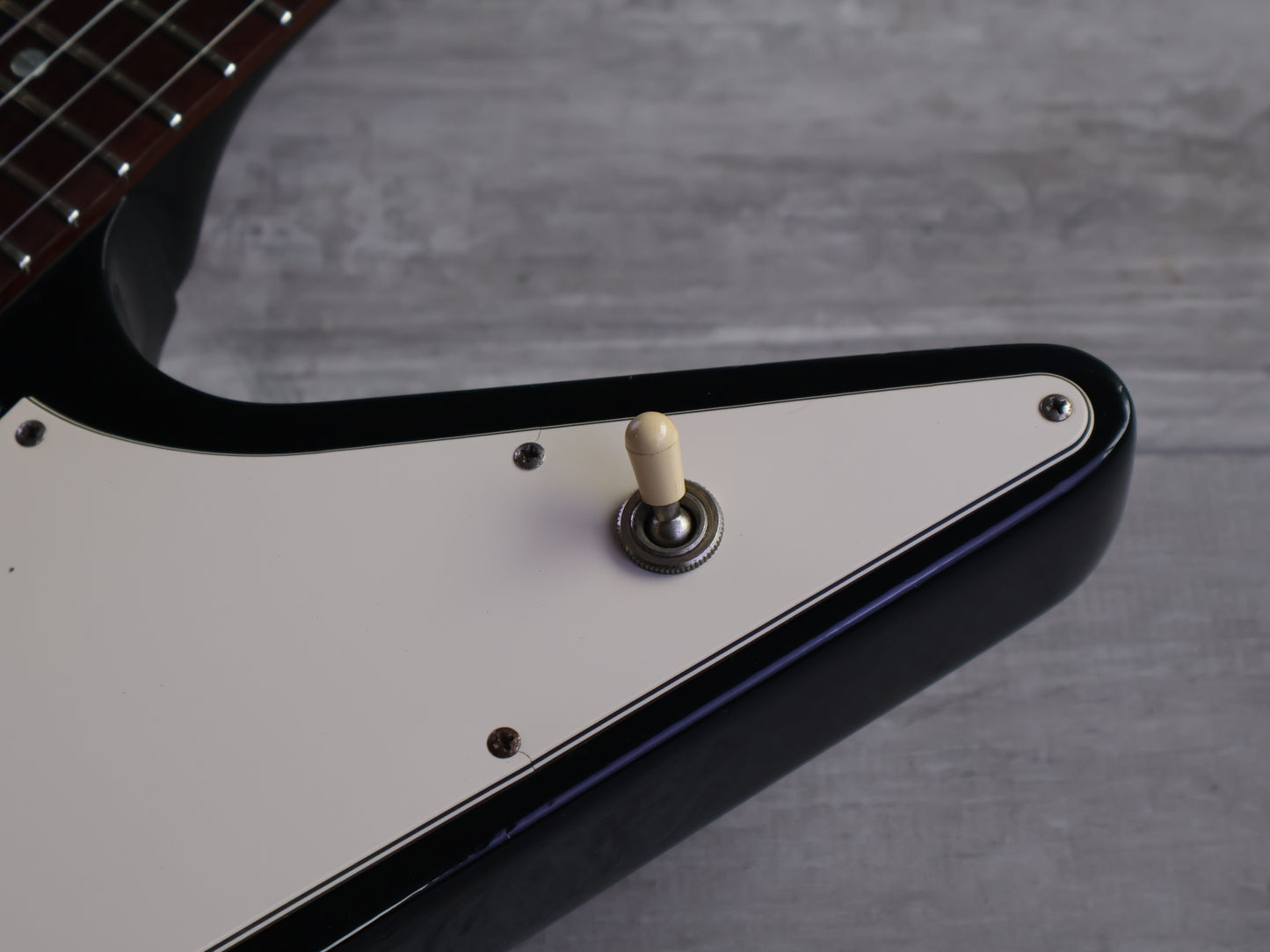 2002 Gibson USA '76 Reissue Explorer (Black)