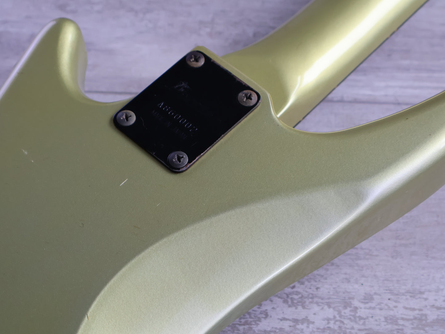 1986 Ibanez Japan AX75 Axstar Headless Guitar (Silver)