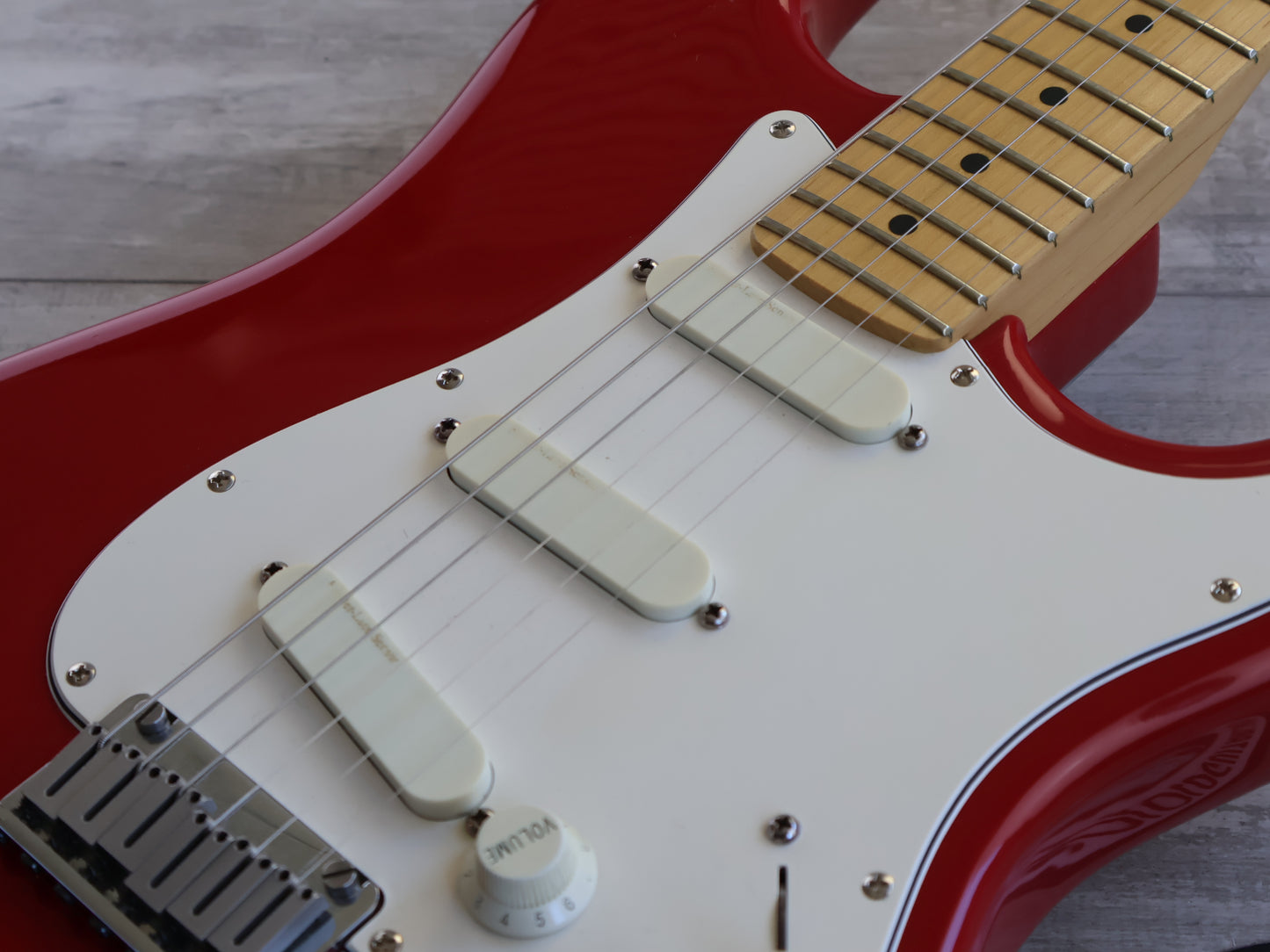 1988 Fender USA Deluxe American Standard Stratocaster (Fiesta Red)