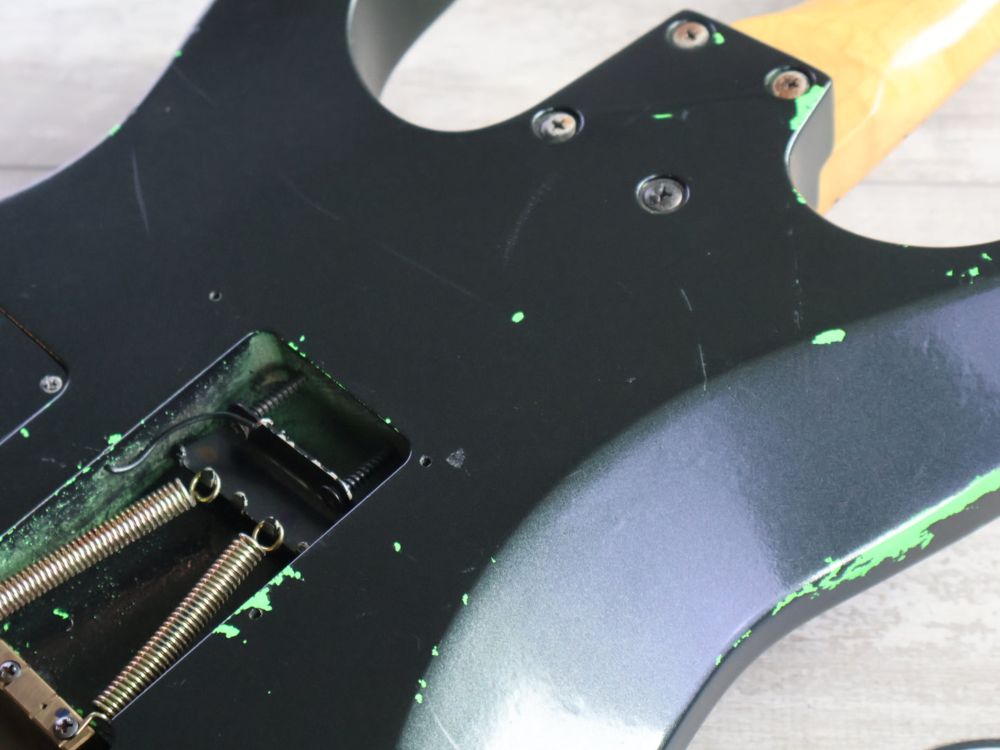 1988 BC Rich Japan GS-MR853 NJ Series Gunslinger (Black/Day Glow Green)