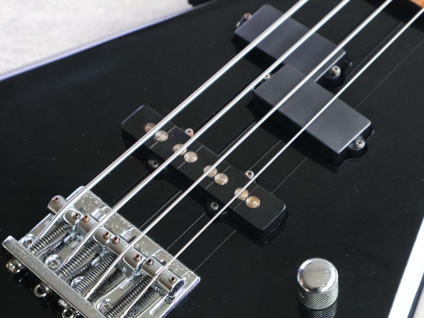 1990's Edwards SGB-800 SEXX GEORGE Ironbird Bass (Black)