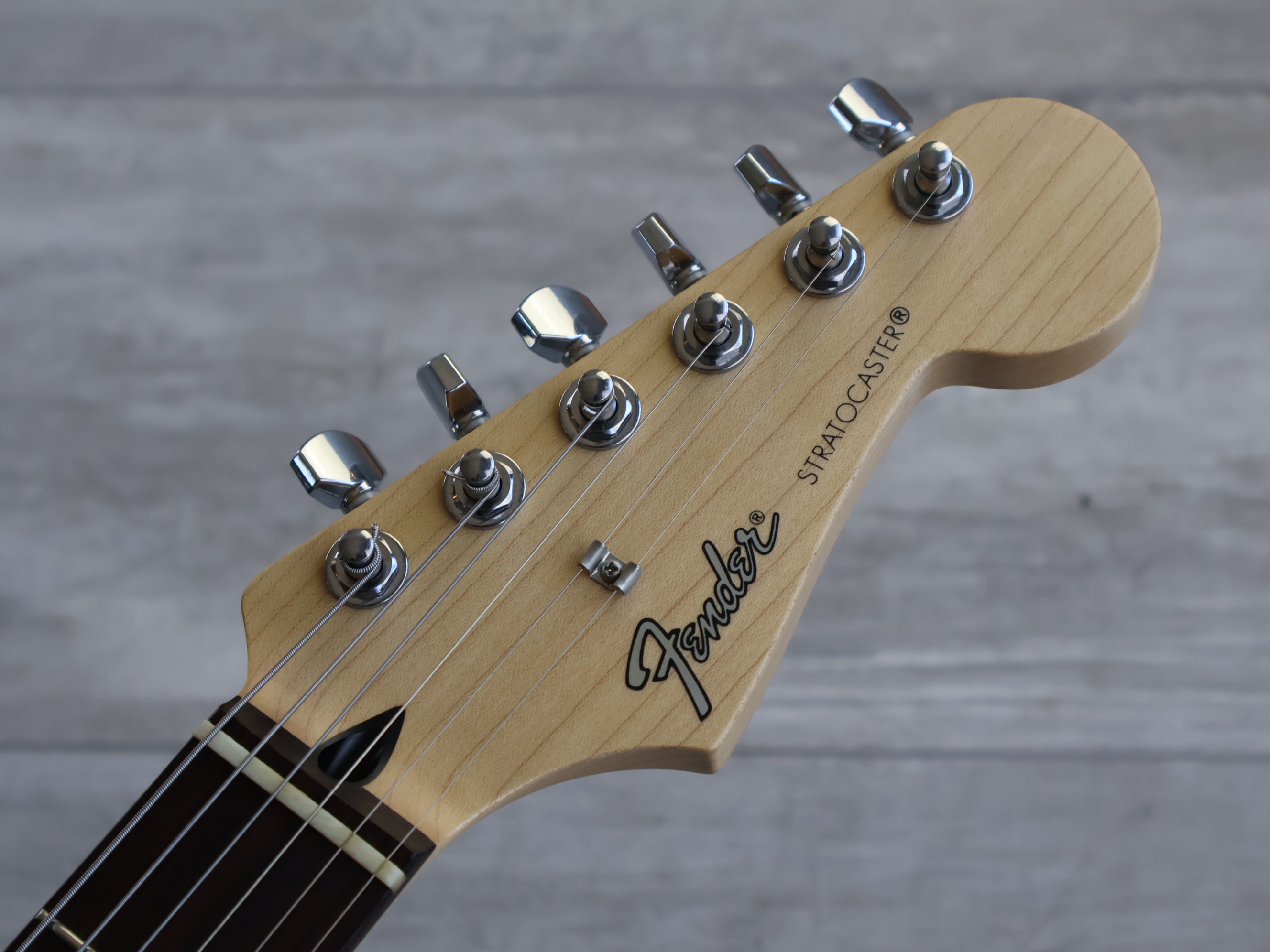 2014 Fender Japan ST-STD Stratocaster Standard (Sunburst) – Cool