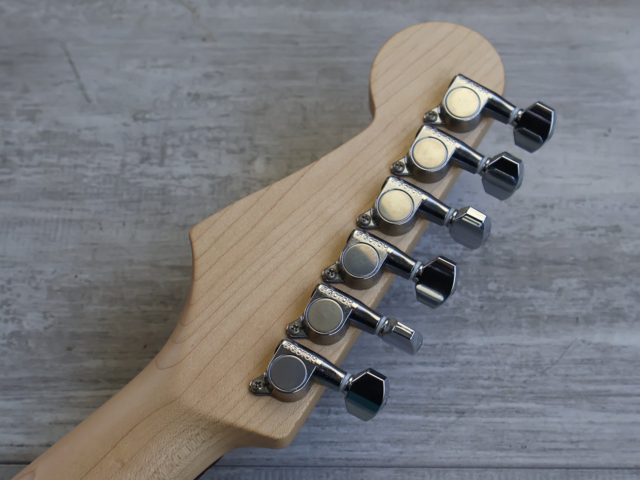 2014 Fender Japan ST-STD Stratocaster Standard (Sunburst) – Cool