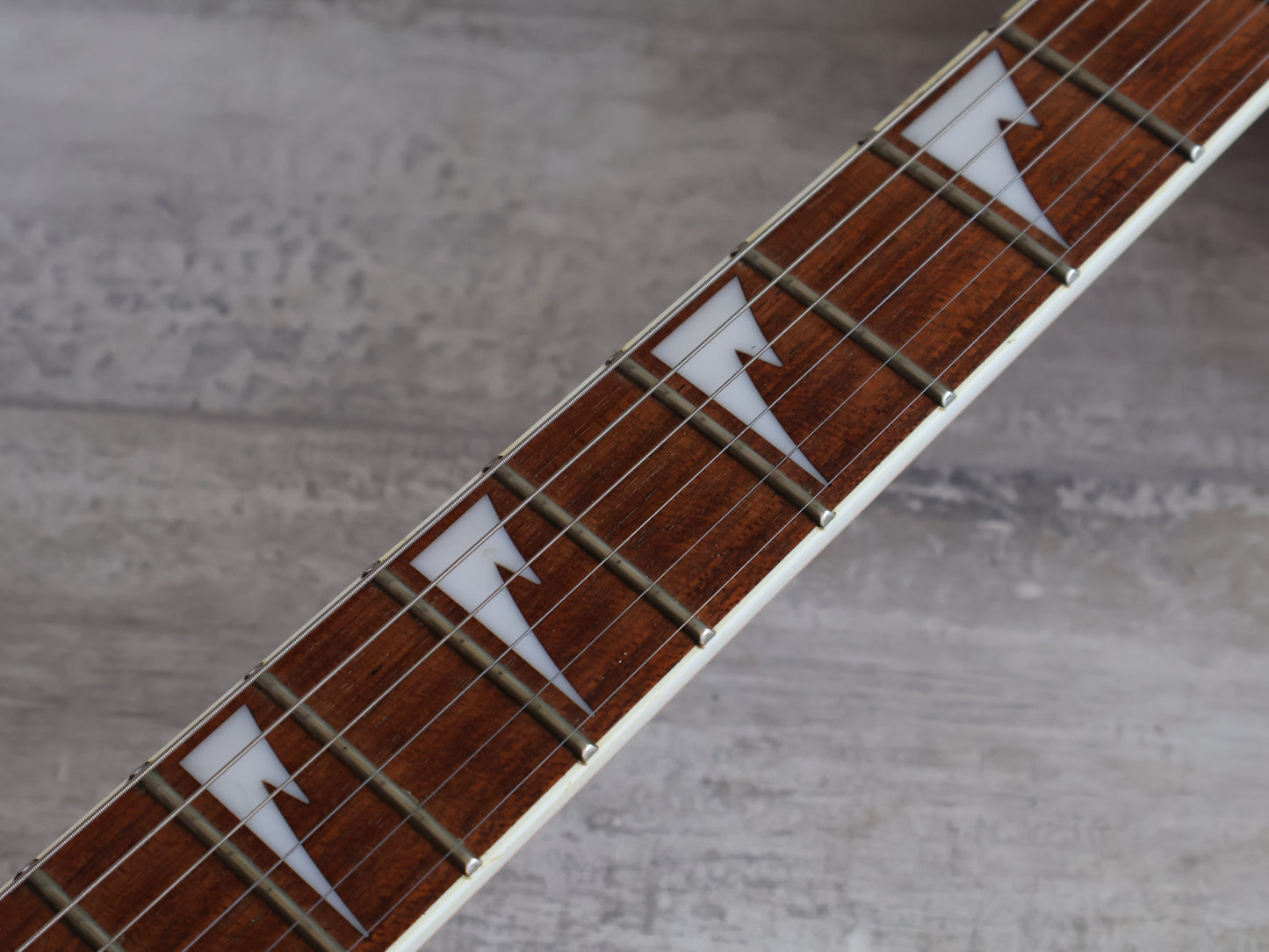 2019 Ibanez RG350DX HSH Superstrat (White)