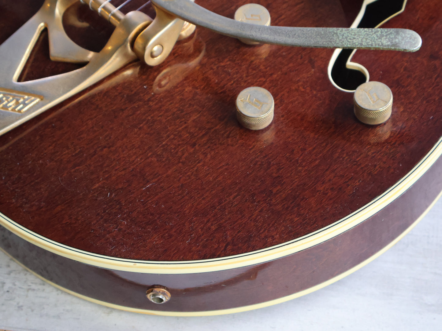 1990 Gretsch Japan 6122 Country Classic II Hollowbody (Walnut)