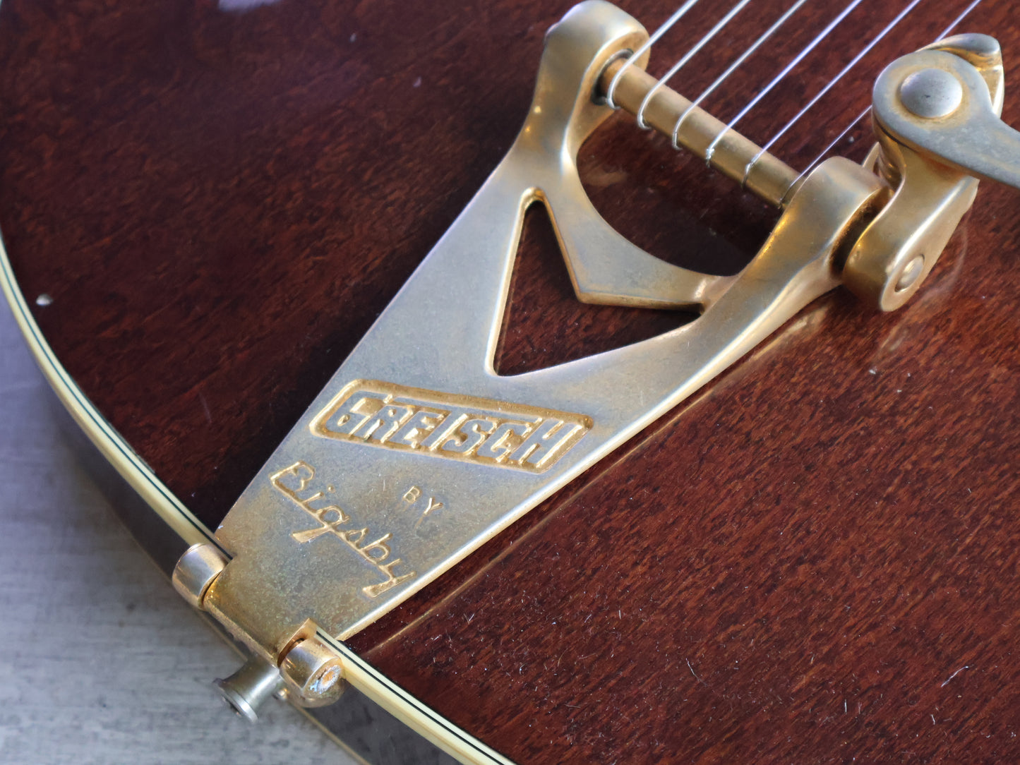 1990 Gretsch Japan 6122 Country Classic II Hollowbody (Walnut)