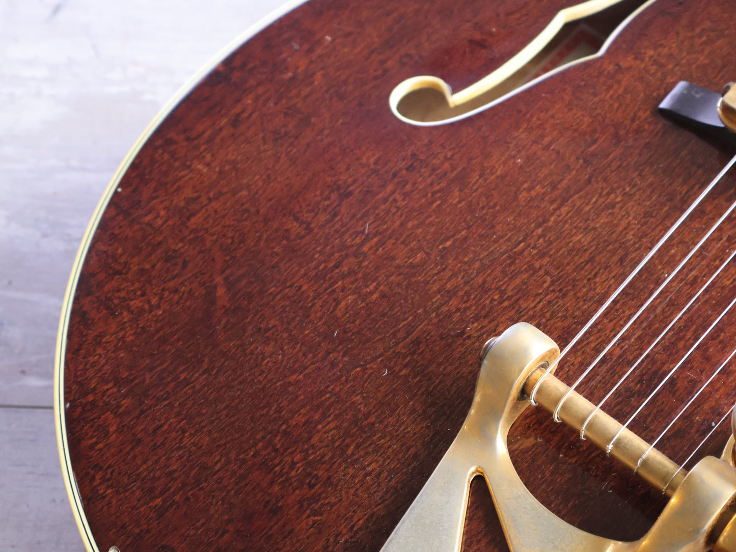 1990 Gretsch Japan 6122 Country Classic II Hollowbody (Walnut)