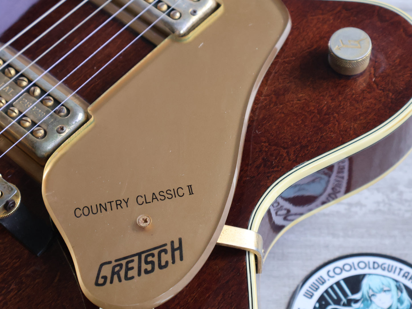 1990 Gretsch Japan 6122 Country Classic II Hollowbody (Walnut)