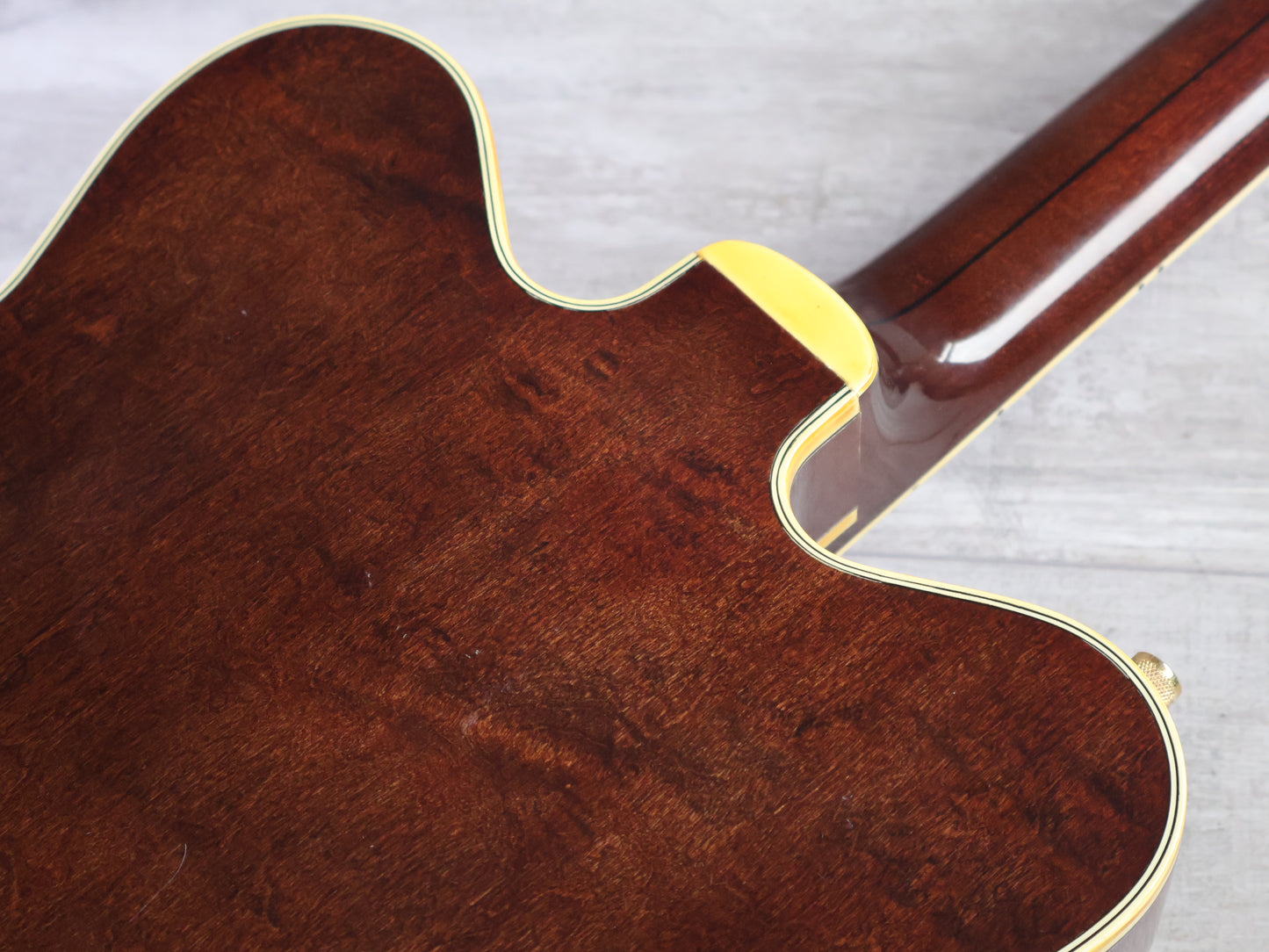 1990 Gretsch Japan 6122 Country Classic II Hollowbody (Walnut)