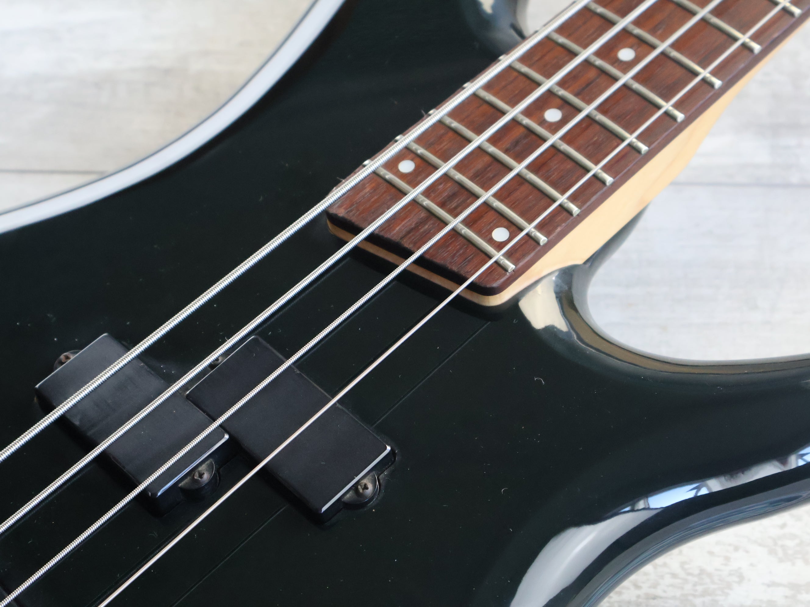 1996 Ibanez Japan SR370 SDGR Soundgear Bass (Black) – Cool Old Guitars