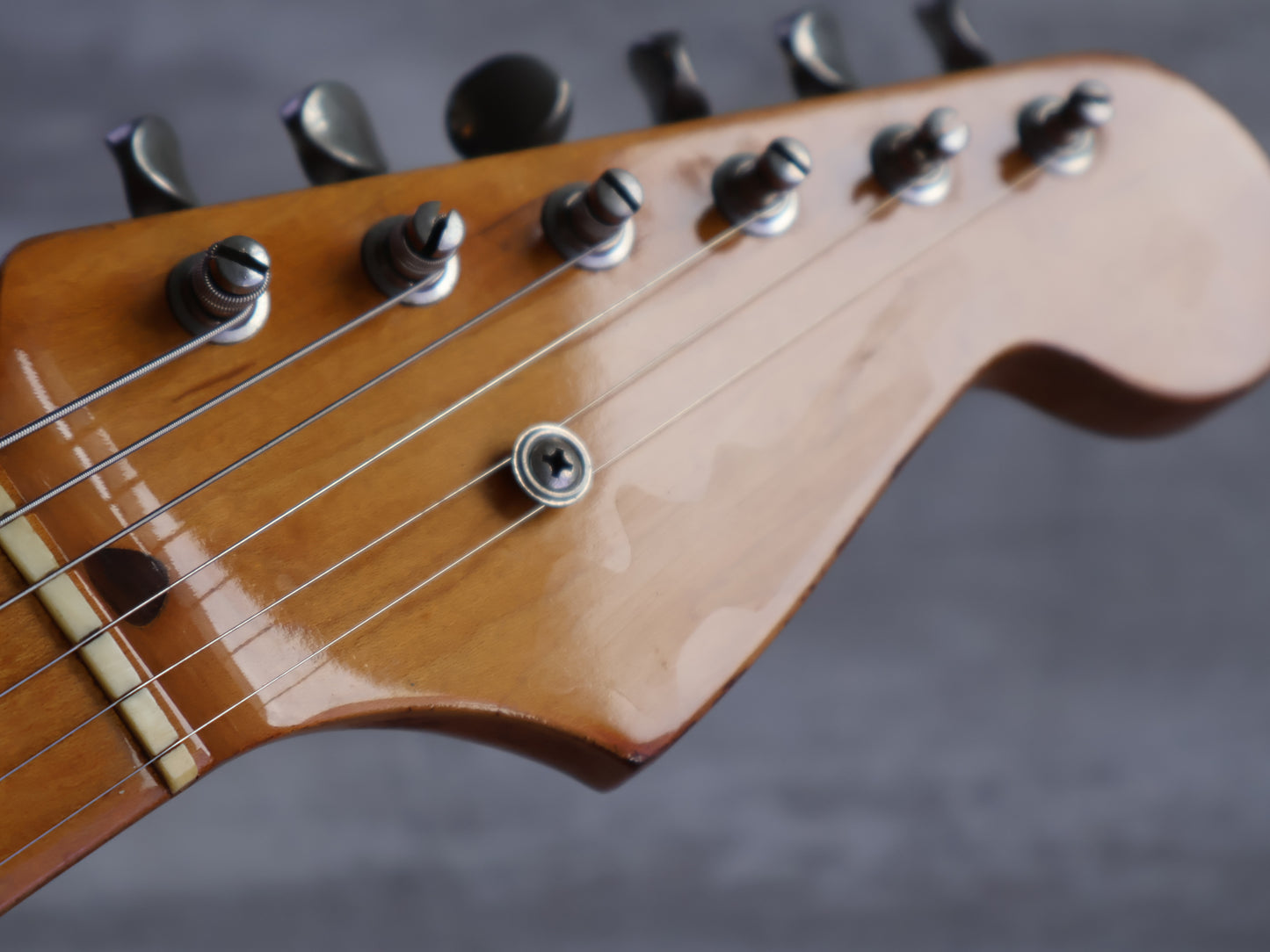 1982 Tokai ST-60 Goldstar Sound '54 Reissue Stratocaster (Brown Sunburst)