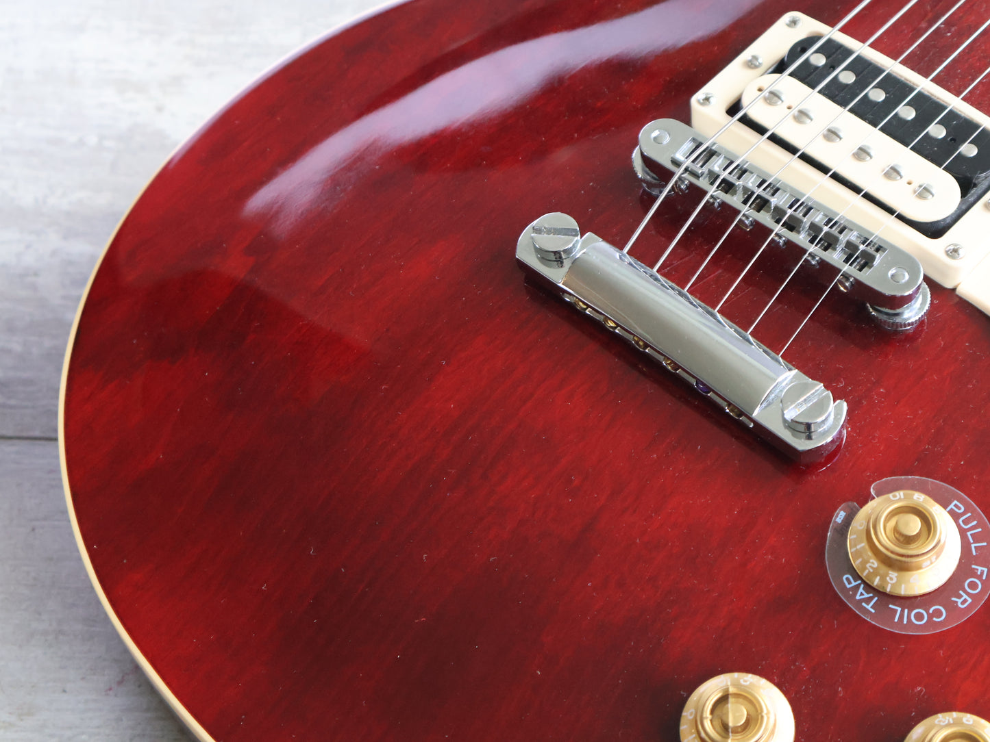 2010 Gibson USA LP Traditional Pro V (Wine Red)