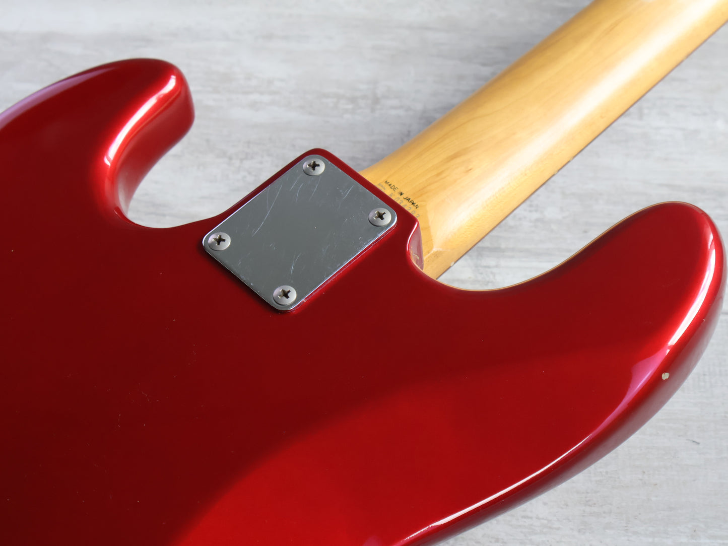 1991 Fender Japan JB62 Custom Edition Fretless Jazz Bass w/Bartolini's (Candy Apple Red)