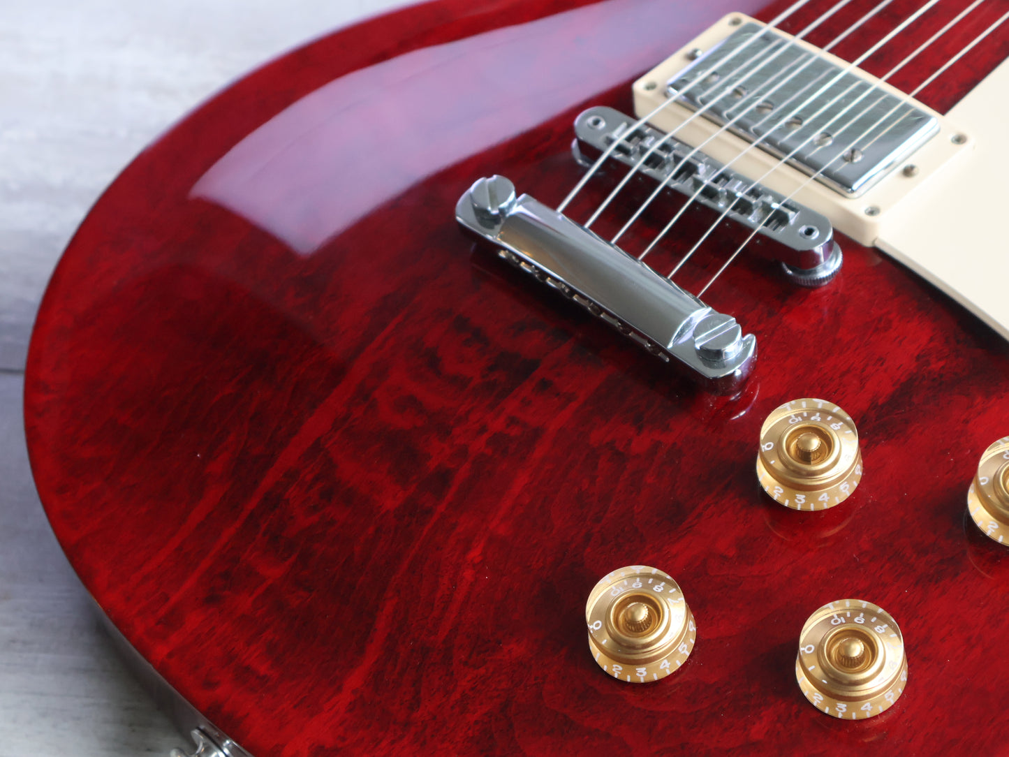 2016 Gibson USA Les Paul Studio (Wine Red)