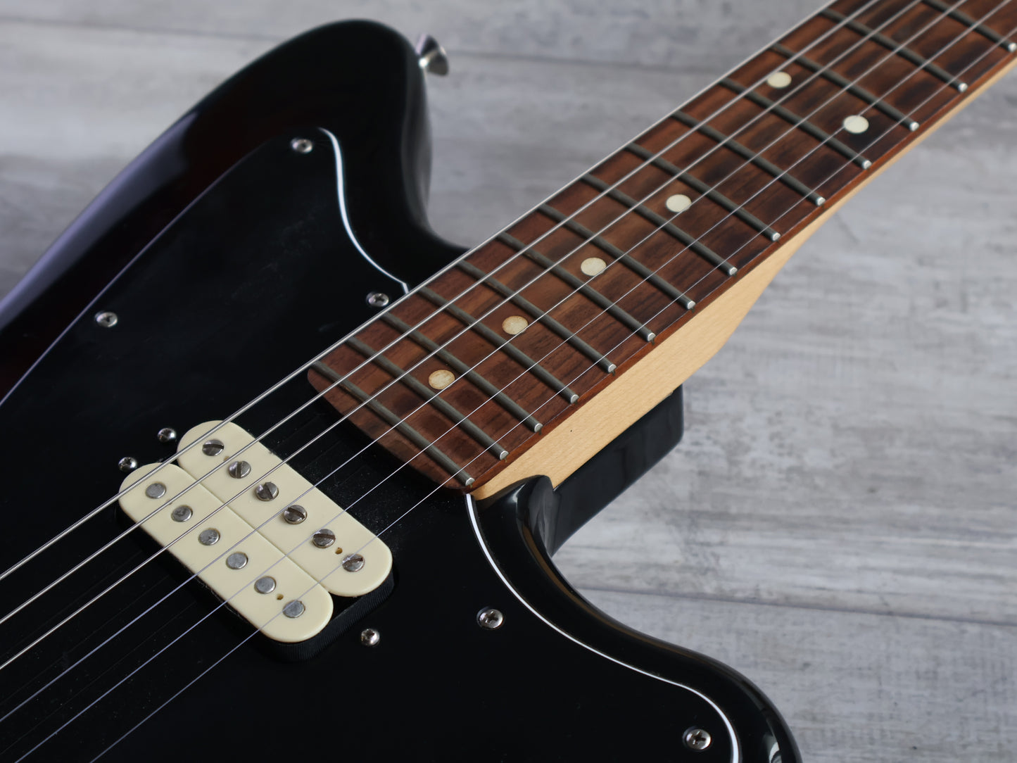 2021 Fender Player Jazzmaster HH (3-Color Sunburst)