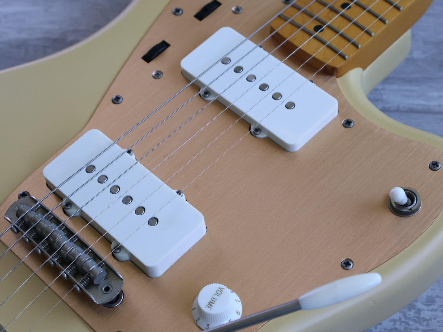 Squier 40th Anniversary Vintage Edition Jazzmaster (Satin Desert Sand)