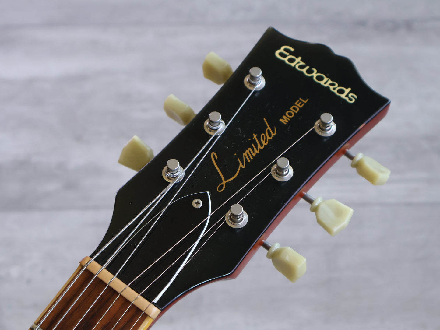 2005 Edwards Japan (by ESP) E-LP-108LTS Les Paul Standard (Sunburst)