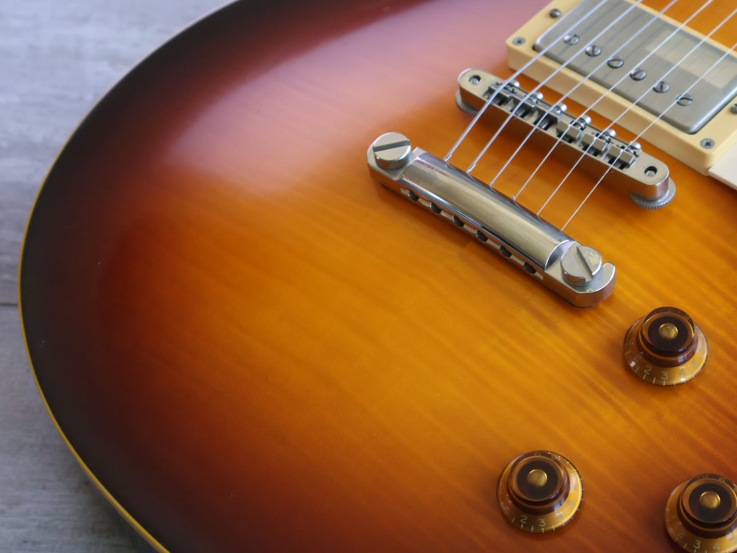 2011 Edwards E-LP-108LTS Les Paul Standard (Brown Sunburst)