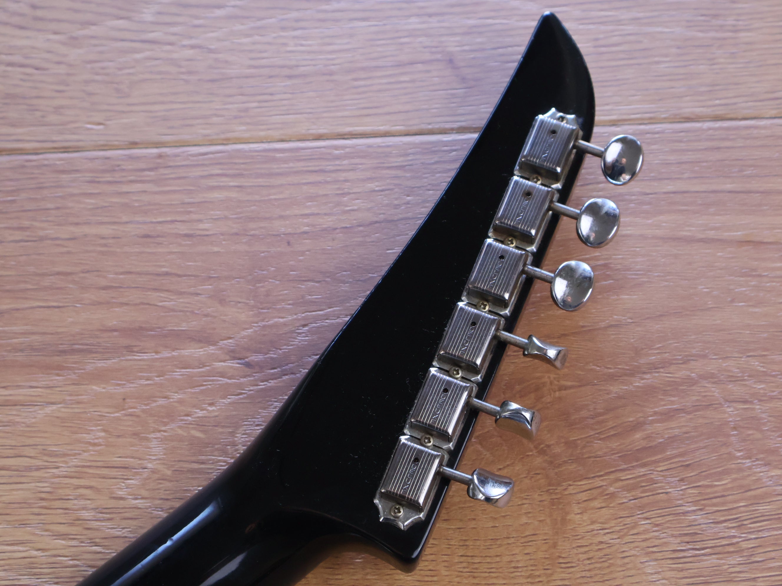 1985 Tokai F-55 Five Star Explorer (Black) – Cool Old Guitars
