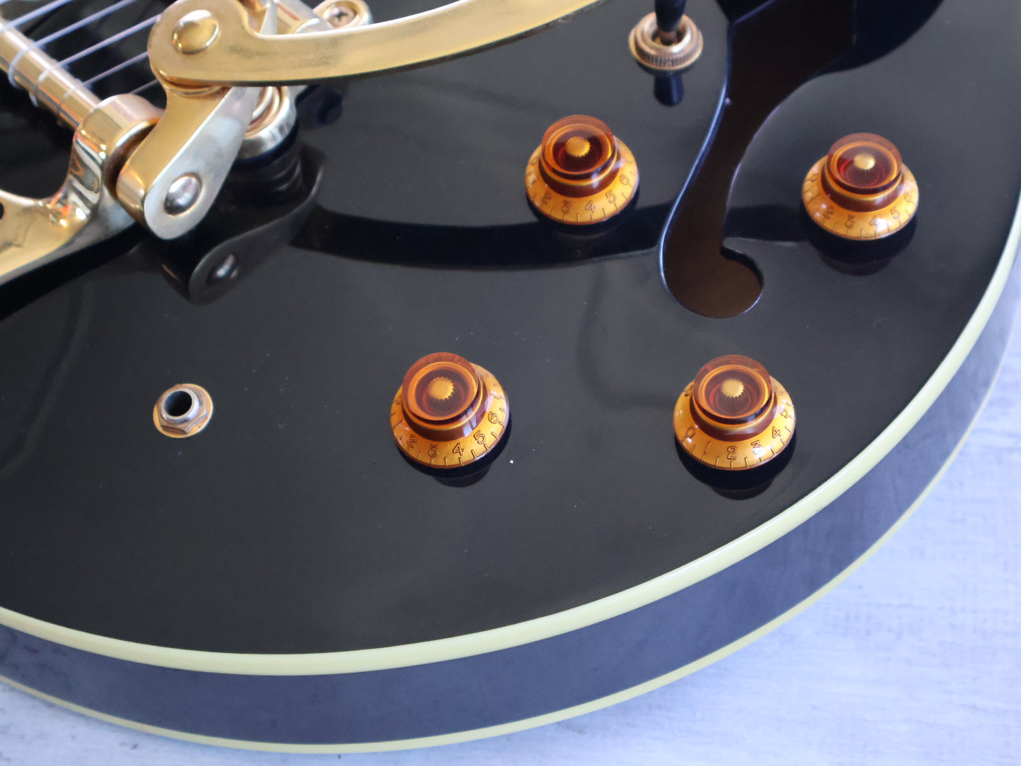 2006 Epiphone Limited Edition Custom Shop Dot w/Bigsby (Black & Gold)