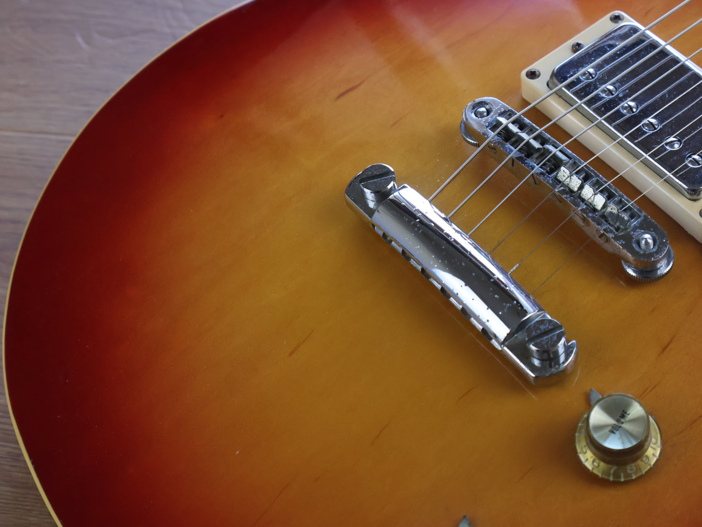 1970’s Aria Pro II Japan LS-400 Les Paul Standard (Sunburst)