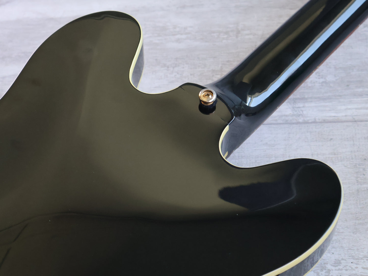 2006 Epiphone Limited Edition Custom Shop Dot w/Bigsby (Black & Gold)