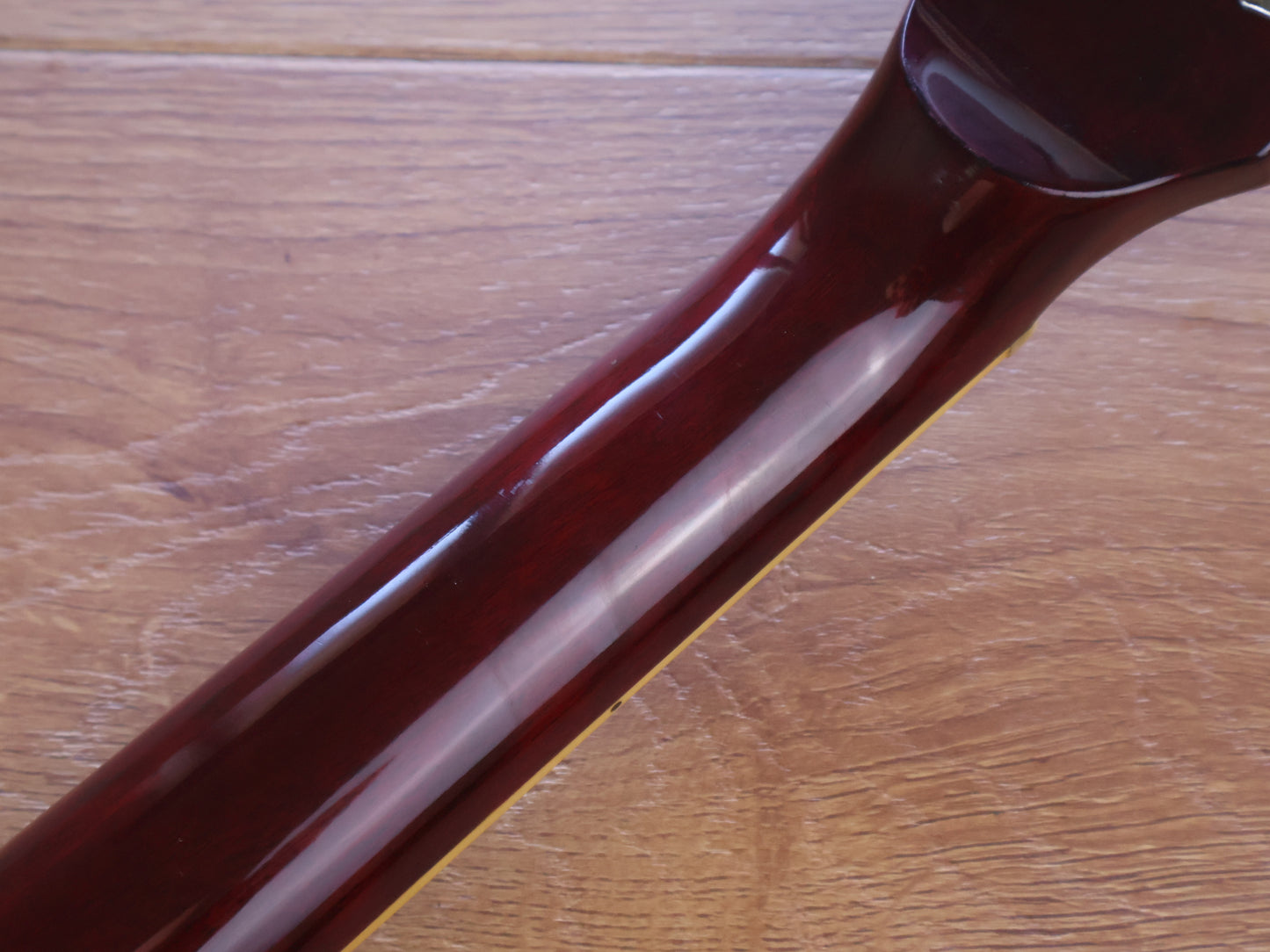 1970’s Aria Pro II Japan LS-400 Les Paul Standard (Sunburst)