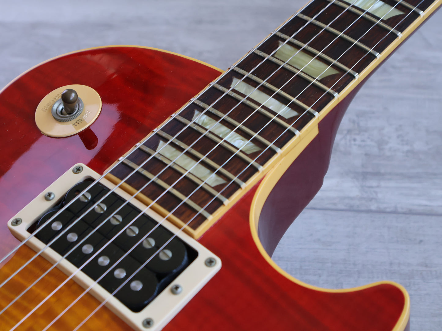 1996 Gibson USA Les Paul Classic Premium Plus (Heritage Cherry Sunburst)