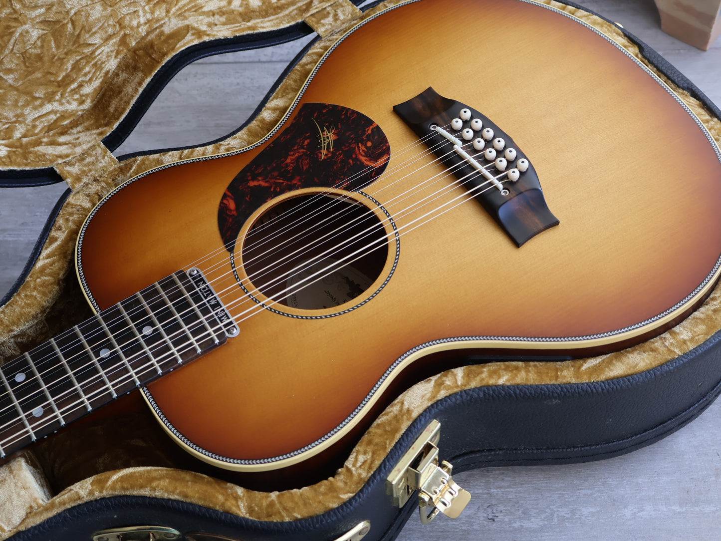 Maton EMD-12 Mini Maton 'Diesel Special' 12 String Acoustic w/Pickup