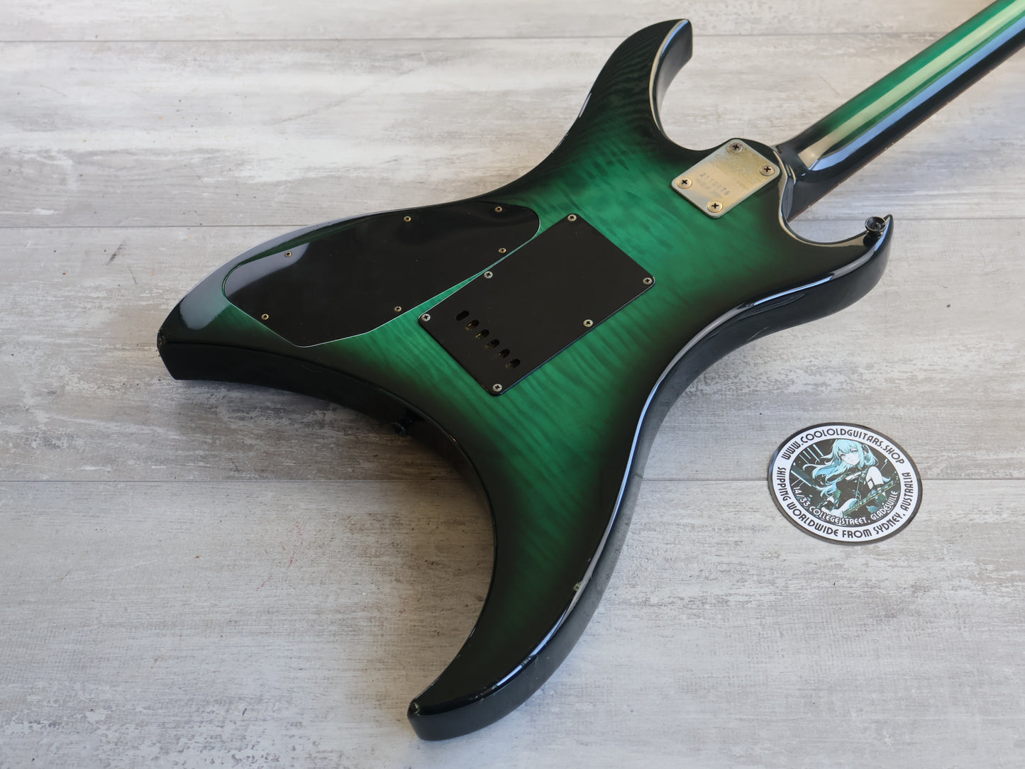 1982 Aria Pro II Japan U-DELUXE Urchin Deluxe (Green-Black Sunburst)