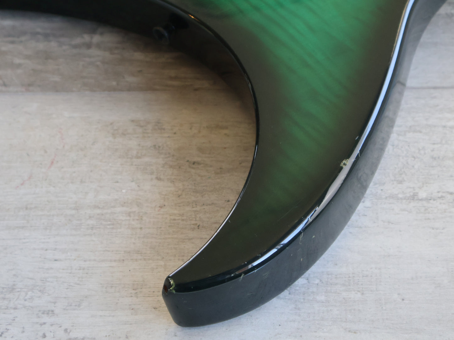 1982 Aria Pro II Japan U-DELUXE Urchin Deluxe (Green-Black Sunburst)