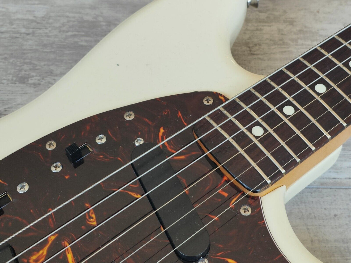 1982 Fernandes Japan RMT-50 Mustang (Vintage White)