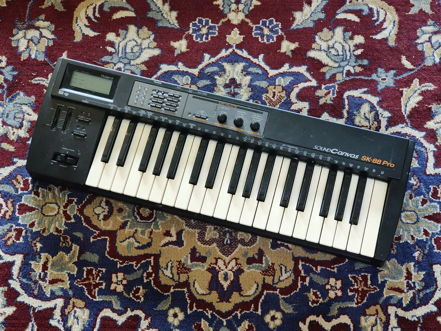 Vintage Roland SK-88 Sound Canvas Pro Japan Electronic Keyboard Synthe ...