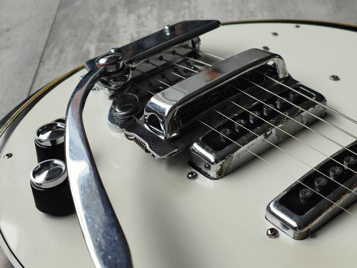 1968 Splendor Japan (by Kawai) CB-2V "Banjitar" Electric Guitar