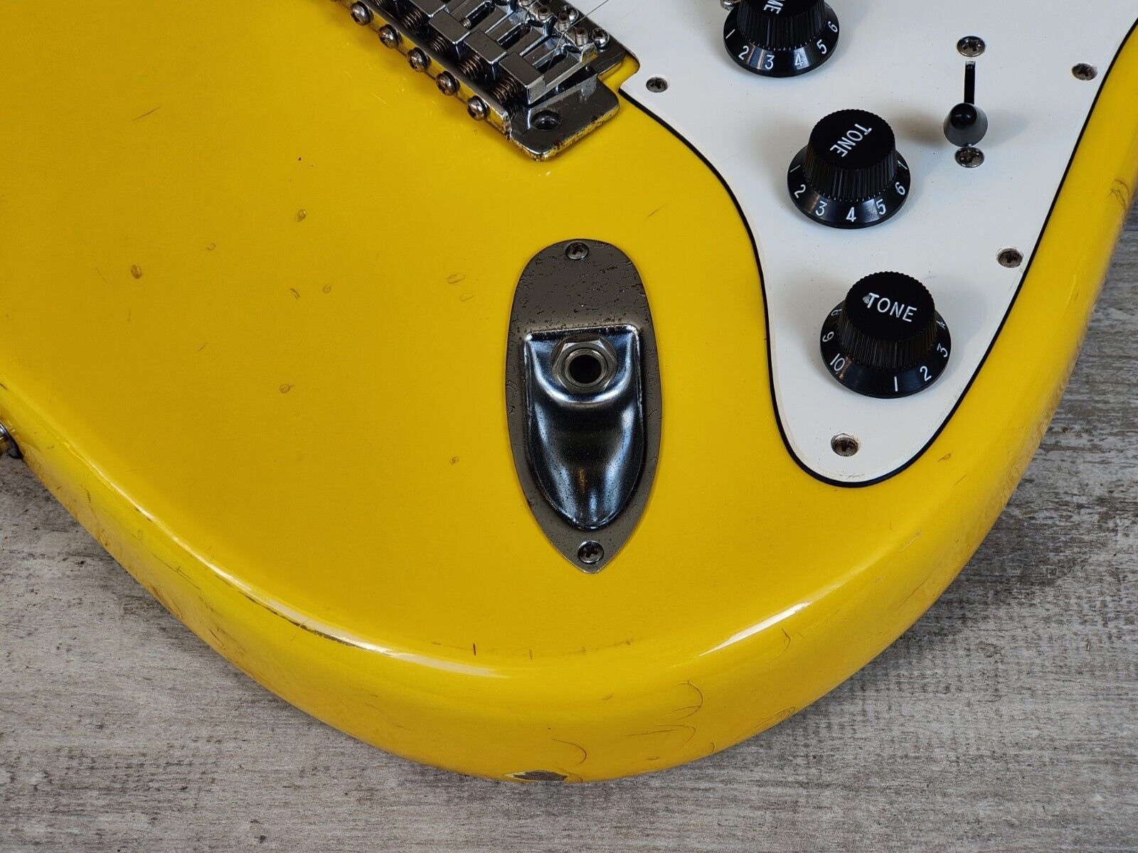 1970's Founder Japan Stratocaster (Graffiti Yellow) – Cool Old Guitars