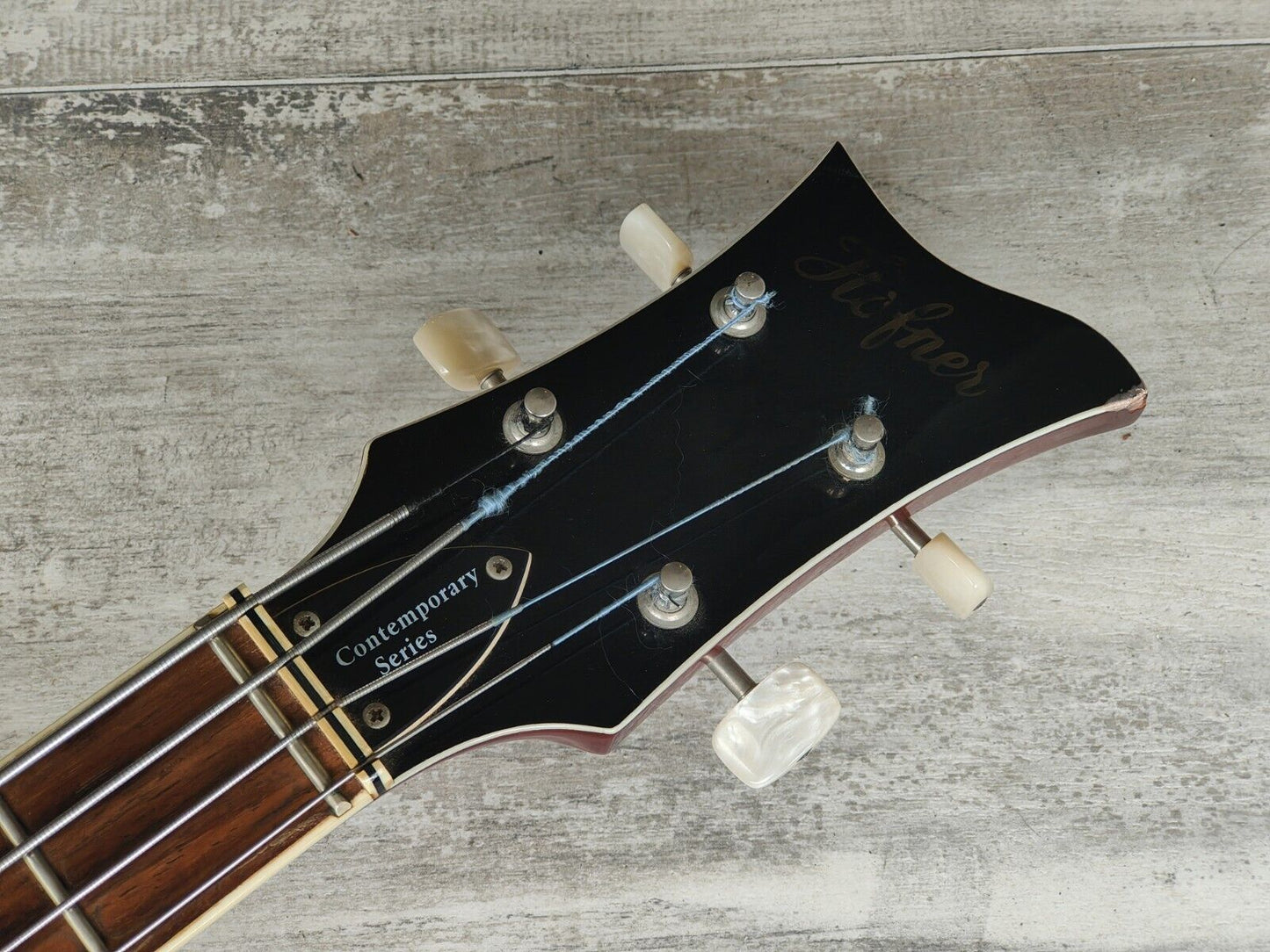 Hofner Contemporary Series CT500/1 Violin Beatle Bass (Sunburst)