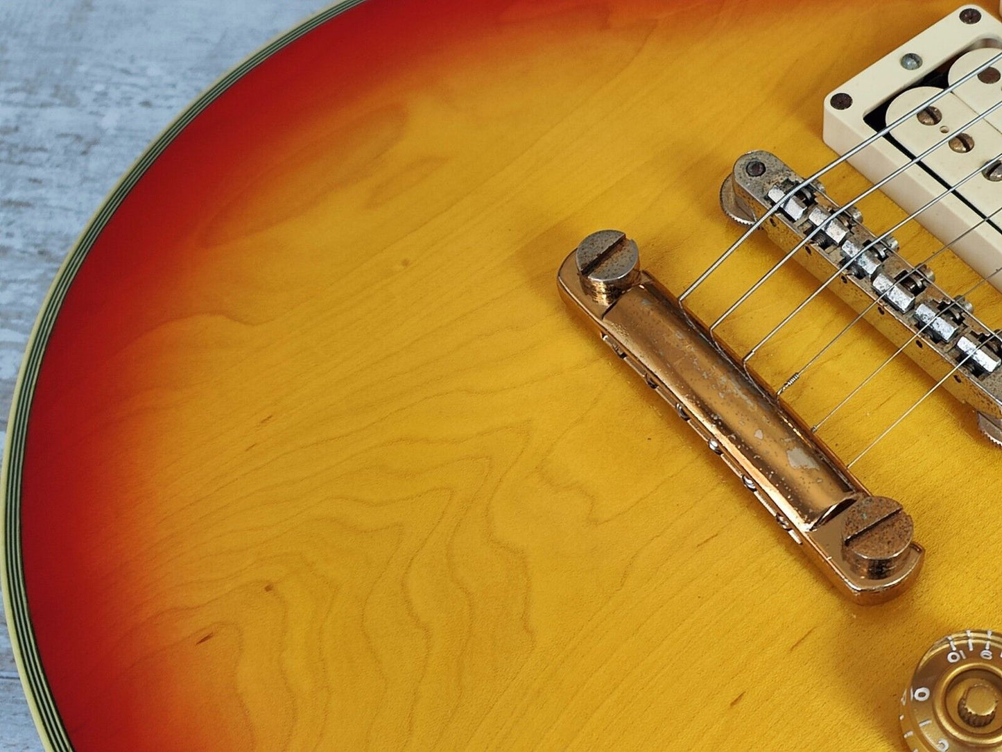 1982 Greco Japan EG-600P Super Power Les Paul Custom 3PU (Cherry Sunburst)