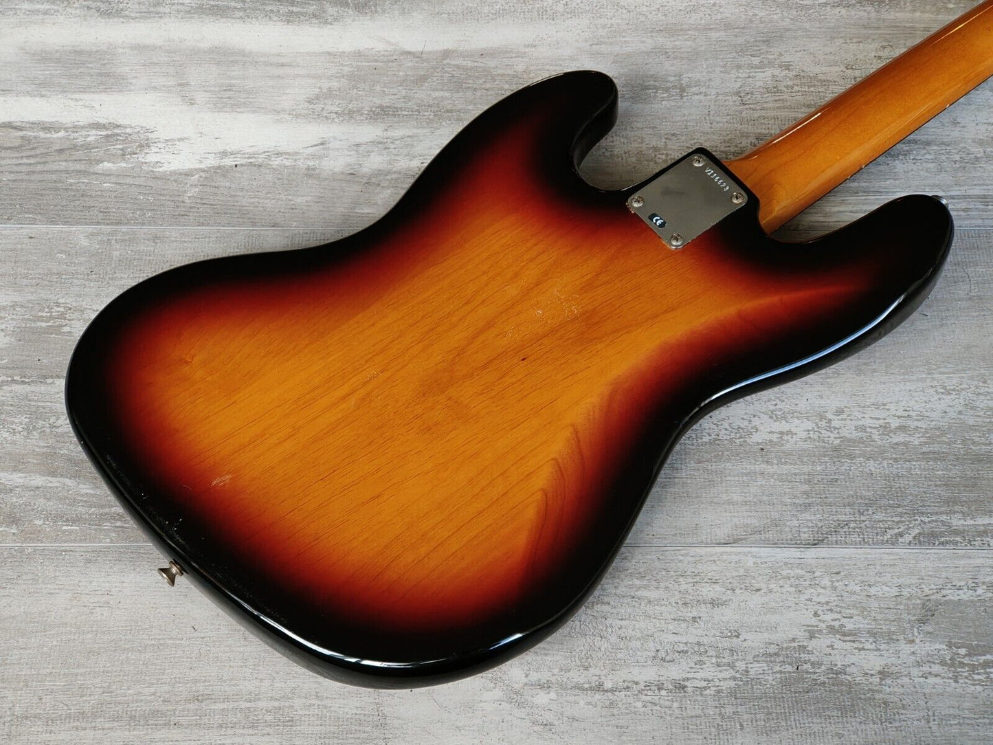 1999 Fender USA AVRI Vintage Reissue '62 Jazz Bass (Sunburst)